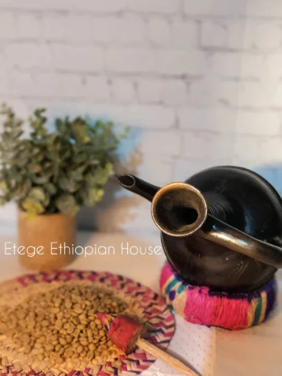 Ethiopian/Eritrean Clay coffee Pot Set - Image 4