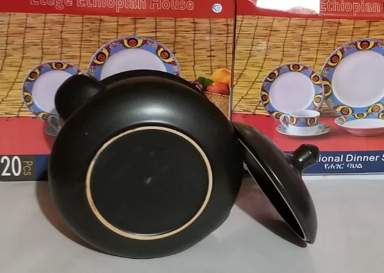 Ethiopian Ceramic Nonstick Cookware- Cookpot- ማብሰያ ድስት- Induction Stovetop Compatible Dishwasher Safe Non Stick Pot with Lid- 2.6 quarts - Image 3