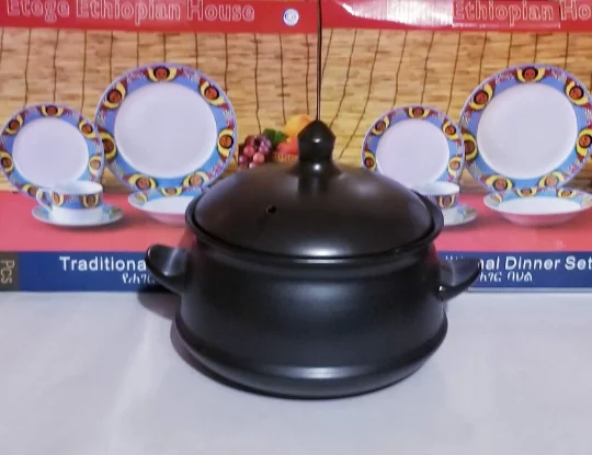 Ethiopian Ceramic Nonstick Cookware- Cookpot- ማብሰያ ድስት- Induction Stovetop Compatible Dishwasher Safe Non Stick Pot with Lid- 2.6 quarts - Image 5