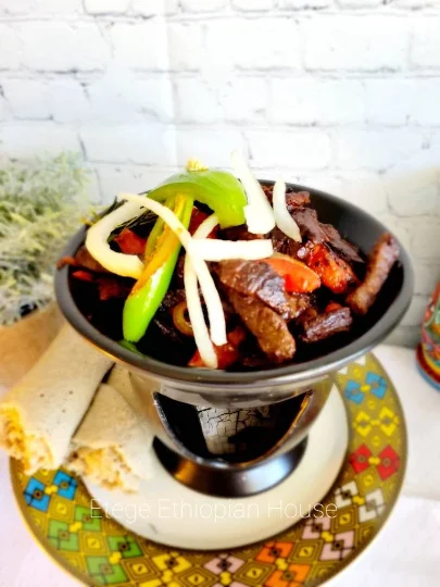 የጥብስ ማቅረቢያ ገል- Ethiopian Ceramic Nonstick Traditional Beef Tibs Server with a hot charcoal Housing Base